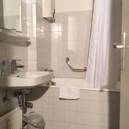 Mini-hôtel Frank *
