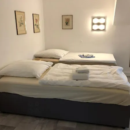 Gaestehaus Burkhardt Проживание в семье *