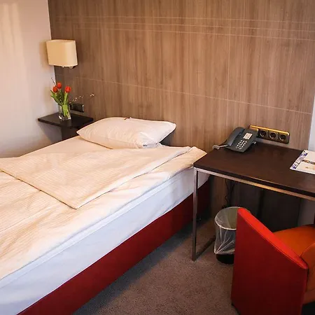 City Hotel Duesseldorf מלון