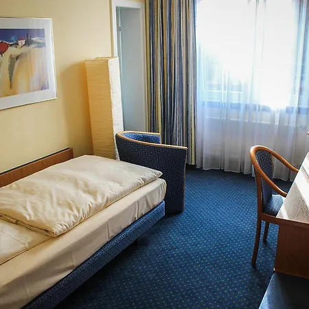 City Hotel Duesseldorf מלון דיסלדורף