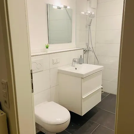 Neues, Ruhiges Nordic In Duesseldorf-nord Daire