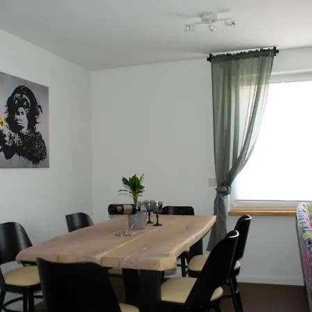 Unique Flat דירה *