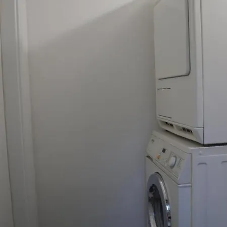 Appartement All-in-one Mit Eigener Sonnenterrasse Im Garten Düsseldorf