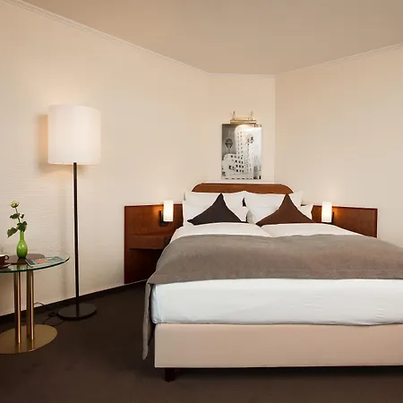Lindner Congress 4*