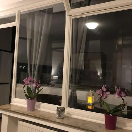 In Der Nahe Von Der Konigsallee Appartement *
