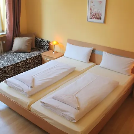 Hotel Bejuna By Vivere Stays Düsseldorf