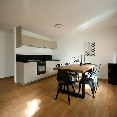 公寓 Oldtown With 2 Bathrooms *