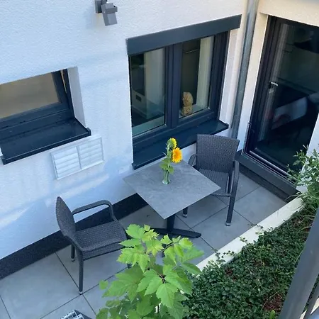 Schickes In Duesseldorf- Flehe دوسلدورف