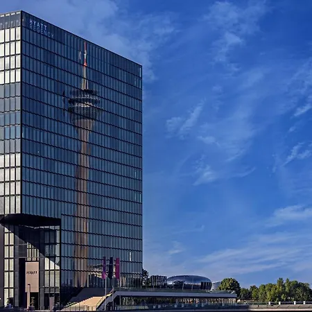 Szálloda Hyatt Regency 5*