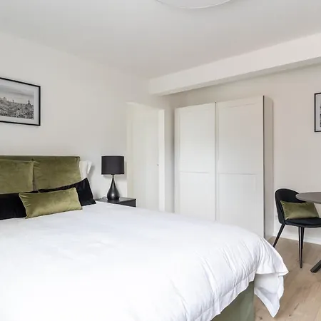 Apartman Flat First