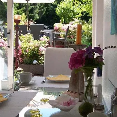 Ambiente Et Art 3* デュッセルドルフ