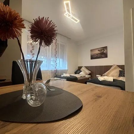 Lenti Duesseldorfer Apartment's Düsseldorf