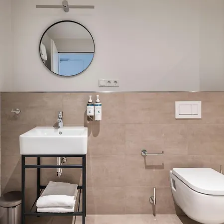 Numa Leo Apartahotel