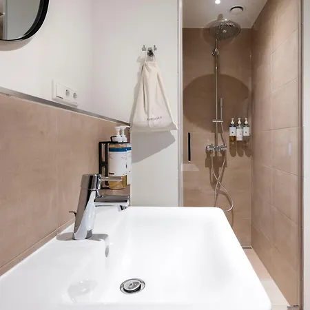 Numa Leo Apartahotel