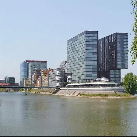 Medienhafen Direkt Am Zentrum Appartamento Düsseldorf
