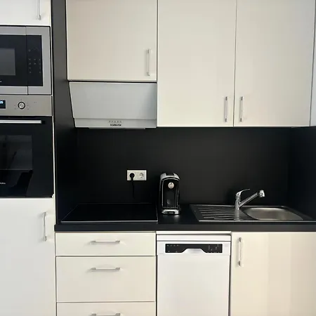 Lenti Duesseldorfer Apartment's Rum i privatbostad