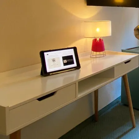 Ambiente Et Art ゲストハウス デュッセルドルフ