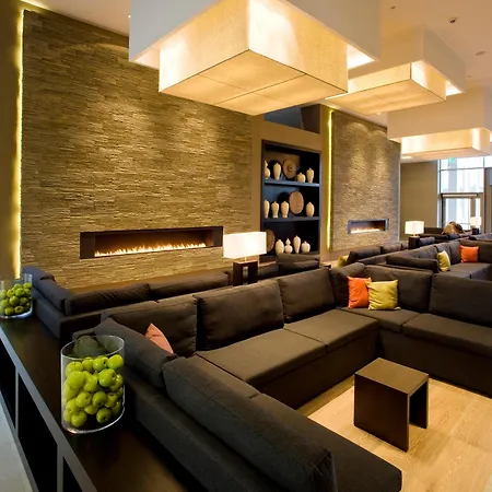 Hotel Der Valk 4*