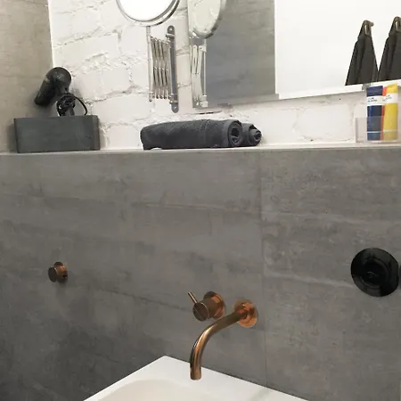 Square 8 Apartmán