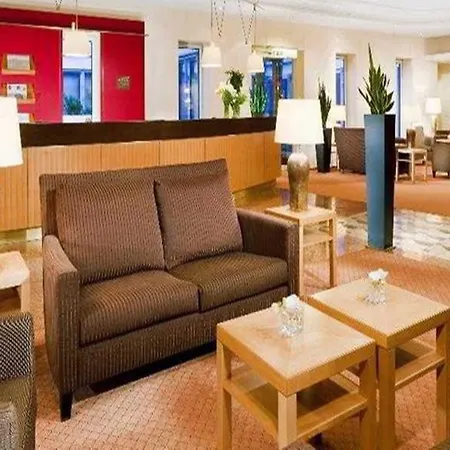 酒店 杜塞尔多夫机场谢拉顿酒店 4*