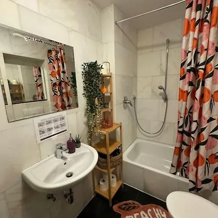 3 Raum City-apartment - 5min Zum Hbf Grupello-1 Lejlighed *