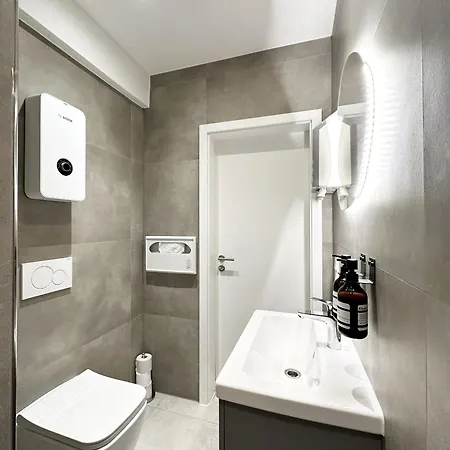 Hostel Blk Ντίσελντορφ