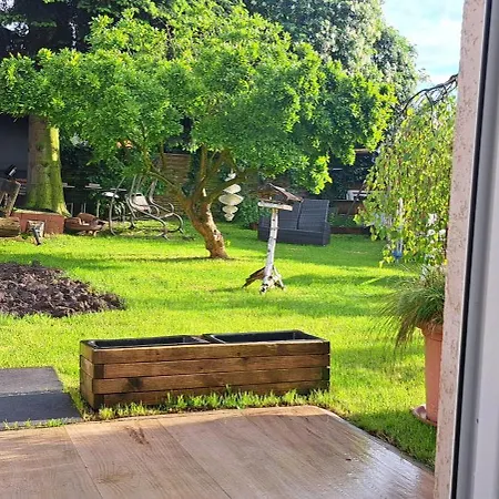 All-in-one Mit Eigener Sonnenterrasse Im Garten * Düsseldorf