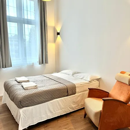 Heaven Homes - 15 Gehmin Bis Zur Innenstadt ホームステイ