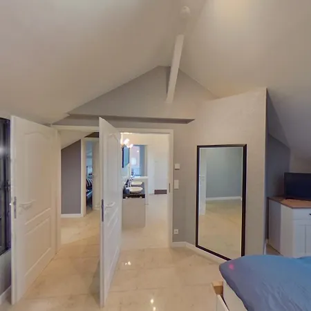 Alte Baeckerei Haupthaus Am Flughafen - Messe Appartement Düsseldorf
