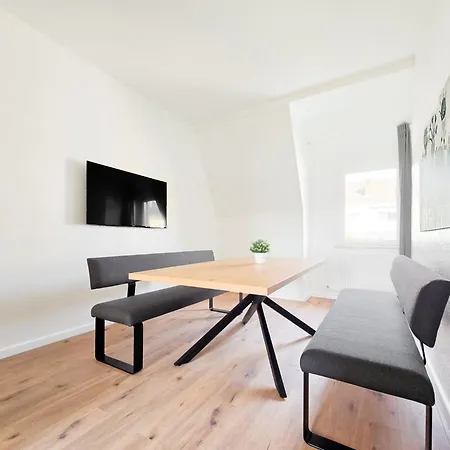 Raj Living - 6 - 15 Min Zur Messe Dus Düsseldorf