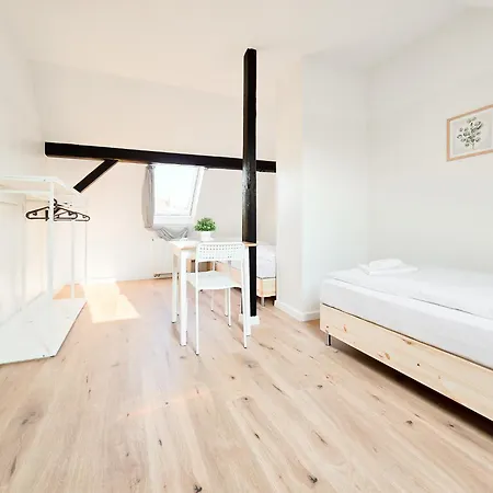 Raj Living - 6 - 15 Min Zur Messe Dus Düsseldorf