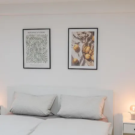 In Toplage In Duesseldorf-oberkassel Appartamento Düsseldorf