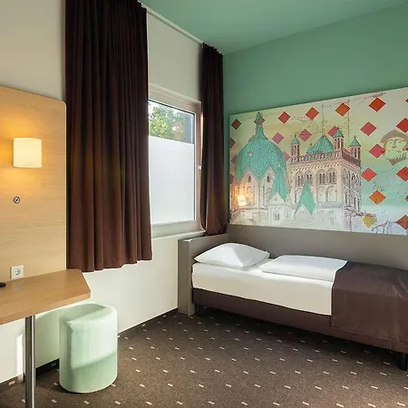 B&B Hotel Neuss Hotel 5*