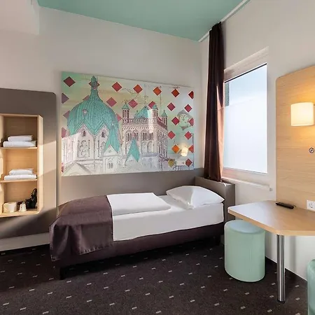 Hotel B&B Hotel Neuss 5*