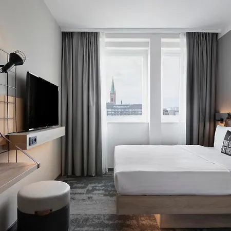 Szálloda Moxy 3*