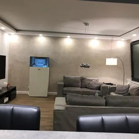 Zuhause , Keine Party, 2 Erwachsene Апартаменты Дюссельдорф