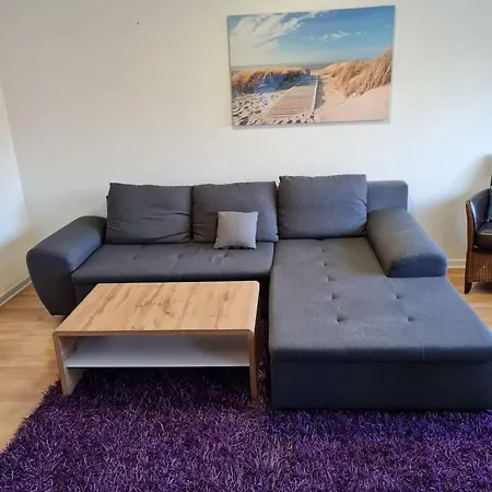 Delight: Prime Location Near Iconic Landmarks Apartment *