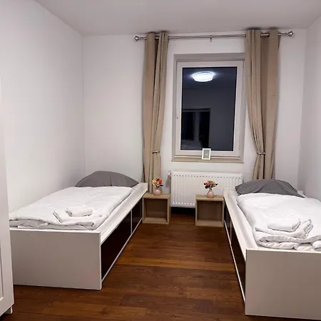 T&k - Komfortables Haus - 8 - 6min Zur Messe 別荘