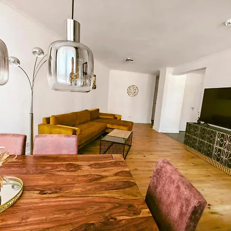 3 Downtown Bilk Daire