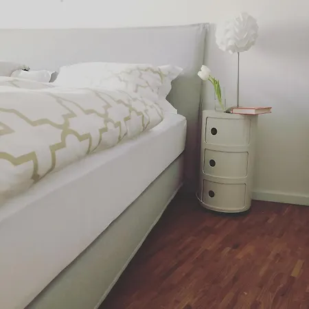 Design With River View Διαμέρισμα