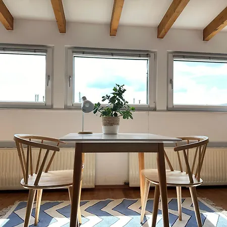 Cozy Loft With A View, Central, Close To Tradefair شقة دوسلدورف
