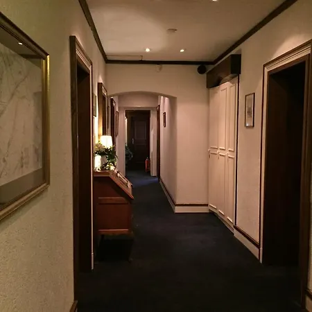 Hotell Haus Litzbruck Düsseldorf