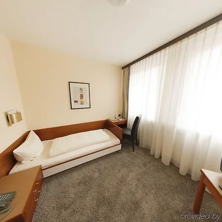 מלון City Hotel Duesseldorf