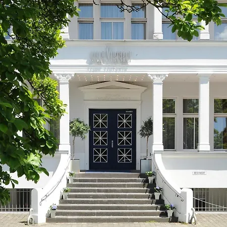 Hotel Viktoria 4*