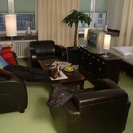 Hotell Friends Downtown 4*