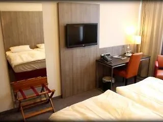 City Hotel Duesseldorf 3* דיסלדורף