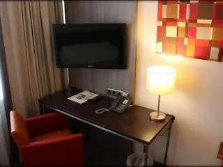 City Hotel Duesseldorf מלון 3*