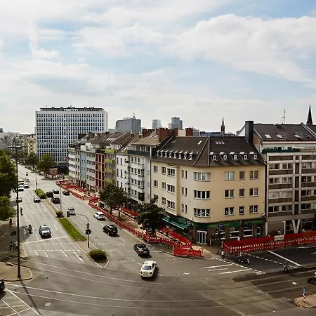 Hotell Friends Downtown 4*