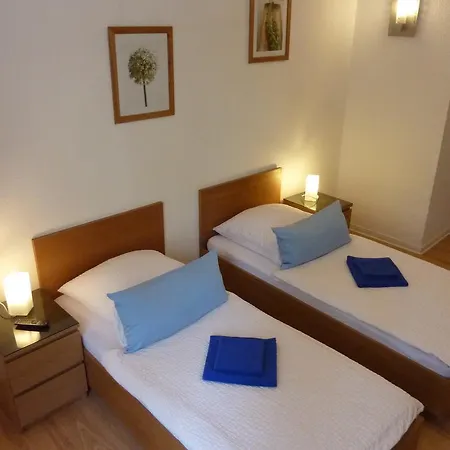 Lessing-apartment דירה *