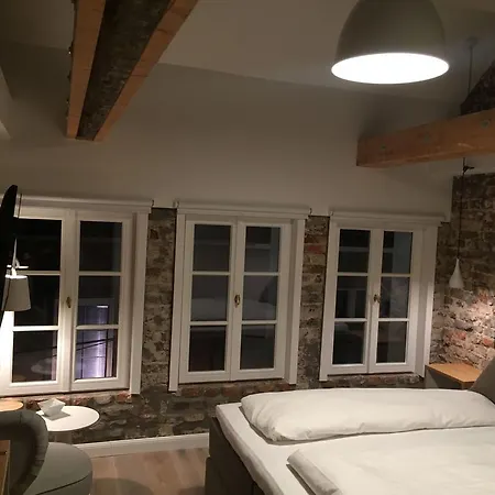 سكوير روومز 20 شقة *